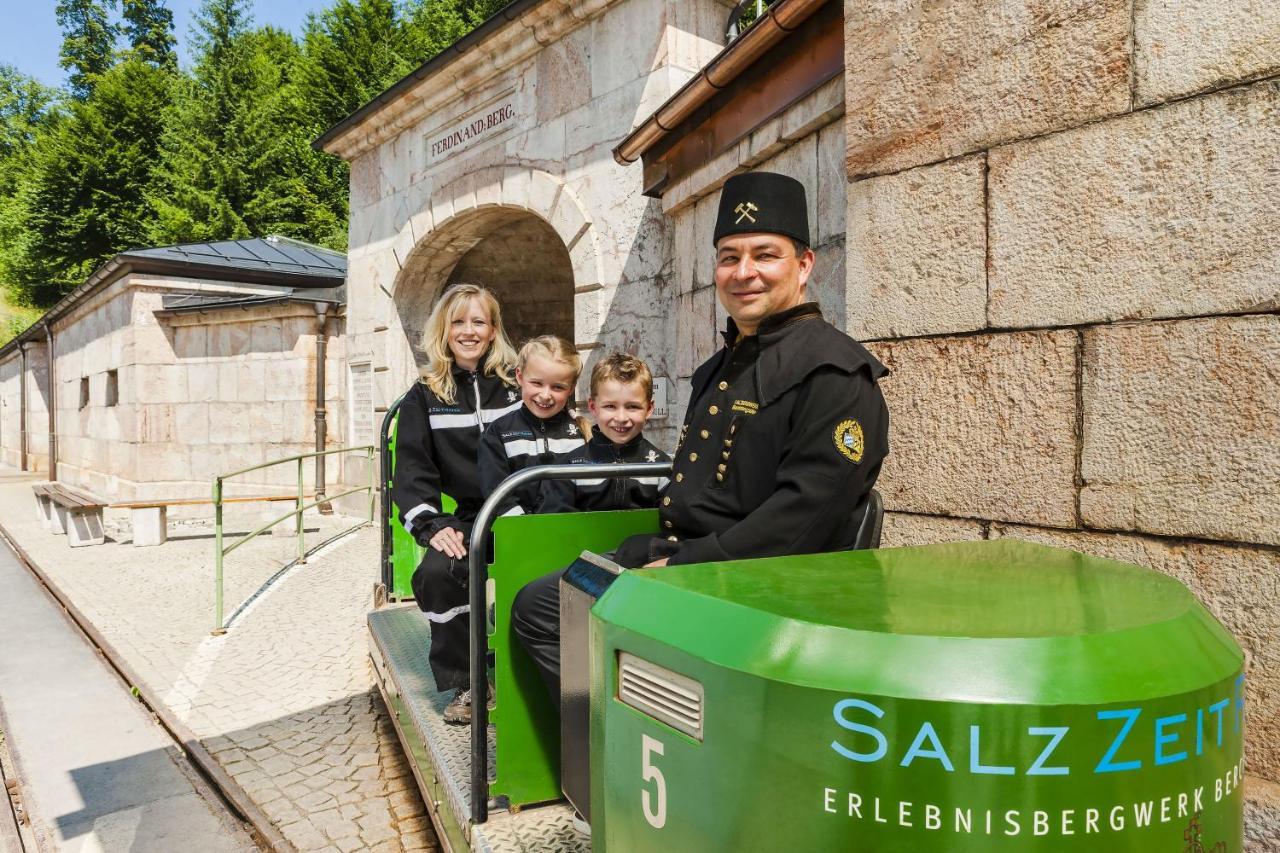 Home-Hotel Salzberg Берхтесгаден Екстер'єр фото The train
